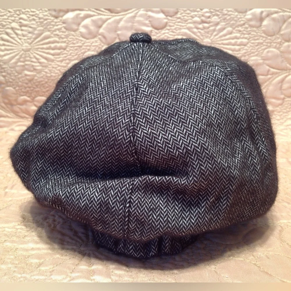 Y2K NY&Co Herringbone Newsboy Cap Black White